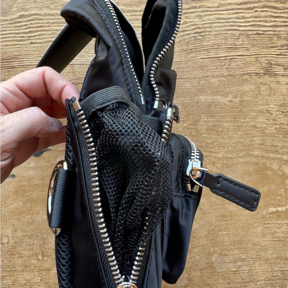 Bagnet City Sling Black Bag - Picture 11 of 13